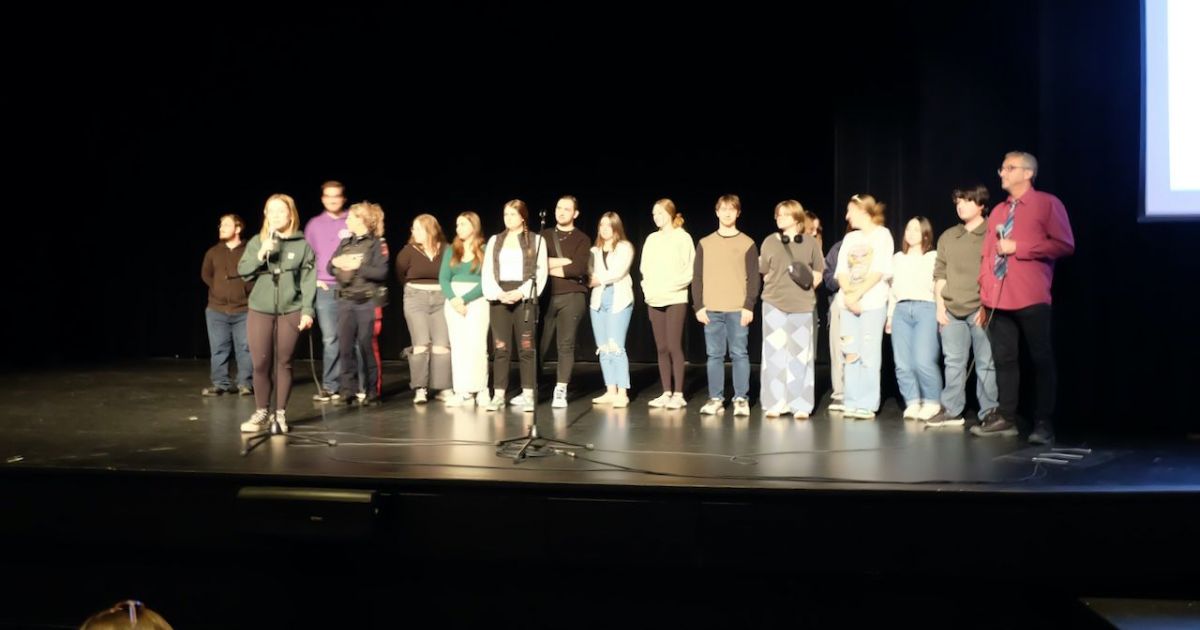 Un projet du cours « Introduction au domaine juridique » présenté devant les élèves de la 9e et de la 10e année de la Cité des Jeunes A.-M.-Sormany.